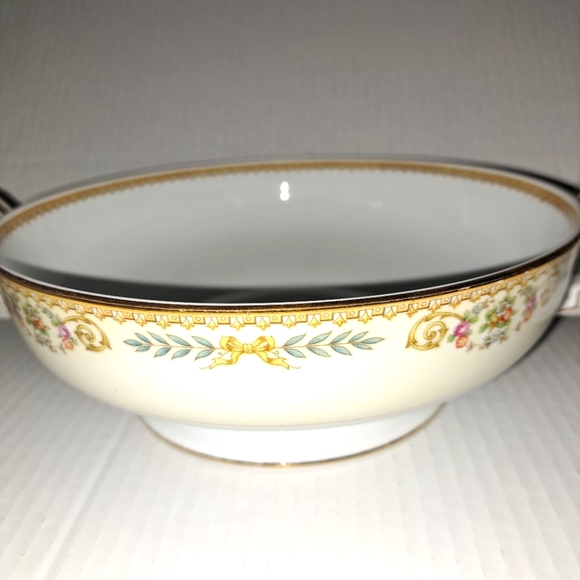 Dinner wear very beautiful can be used for Soup gravy. - Picture 6 of 16